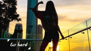 Cố lên, muộn rồi nhưng chúng ta đã đến đây! Phiên bản hoàng hôn Hồng Kông