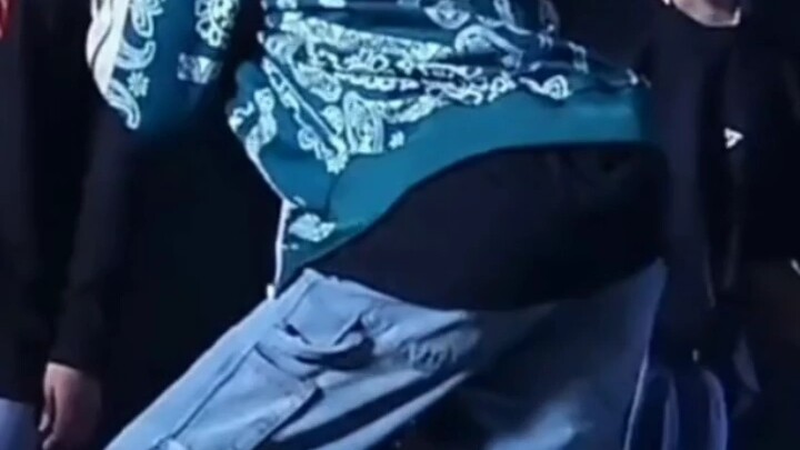 Hahaha, mischievous eight