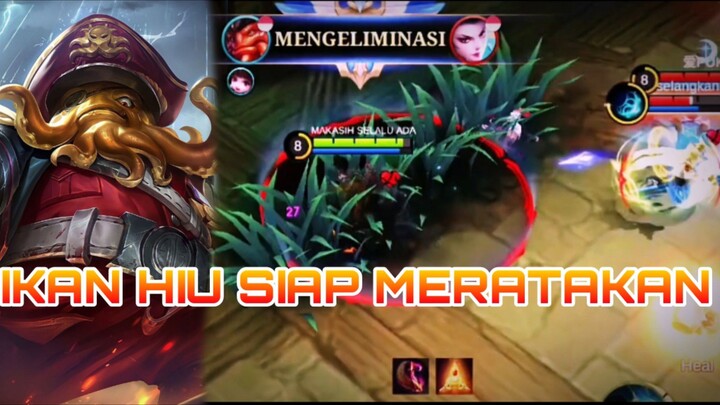 IKAN HIU SIAP MERATAKAN