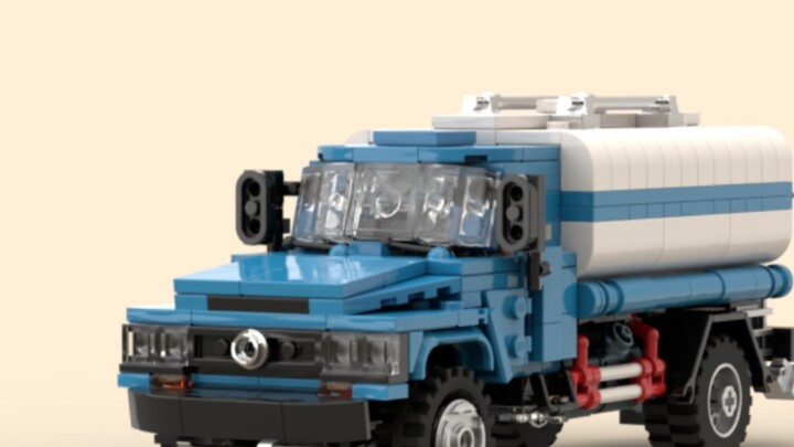 Make your own childhood memories with Lego - old Dongfeng sprinkler truck