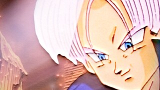 "Trong địa ngục, tôi là ánh sáng cuối cùng" - Trunks MAD