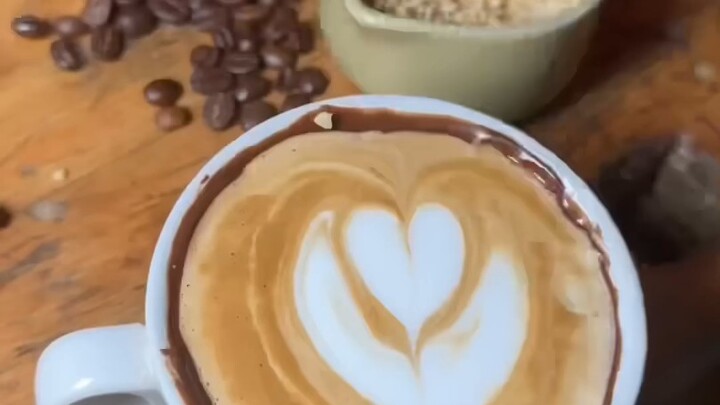 Latte Kenari Fantasi