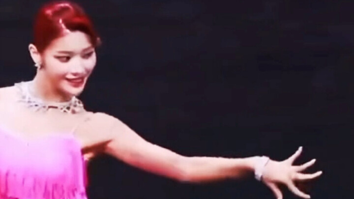 At every Idol Games there is a Chinese woman who is almost godlike!