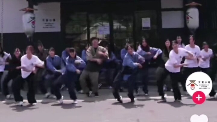 【tiktok】因跳了中国科目三舞被反华分子指责的日本温泉馆，“感觉会被偷拍”“为什么要放中国的歌？我是绝对不会去的”