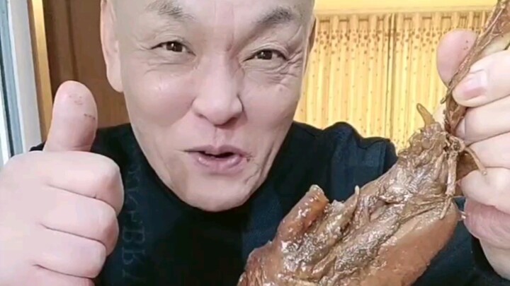 Cha vợ già Bắc Kinh tổ chức lễ hội nước đậu gan chiên, các cung nữ Hồng Kông nhỏ giao lưu trong phòn