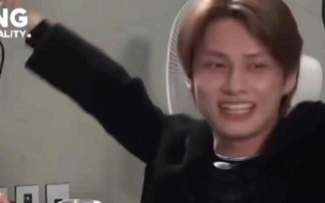 Wen Junhui | Wen Junhui when he’s had a little drink is so cute ☺☺