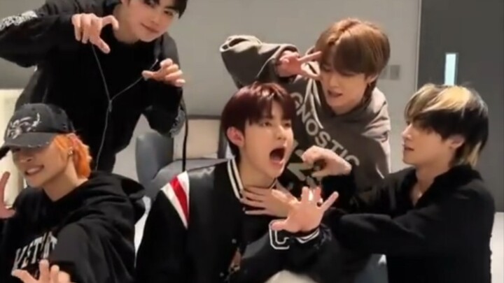 [Versi Interaktif Penuh] WayV ZB1 <Crush> Tantang Zhang Hao dan Xiao Jun Ending