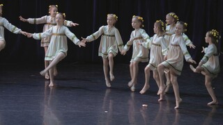 "Try It." Modern dance choreography. Ages 13-15