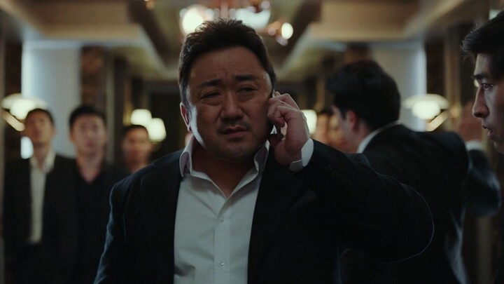 Ma Dongxi has been a chef for a few years and then went back to be a big brother again. It feels dif
