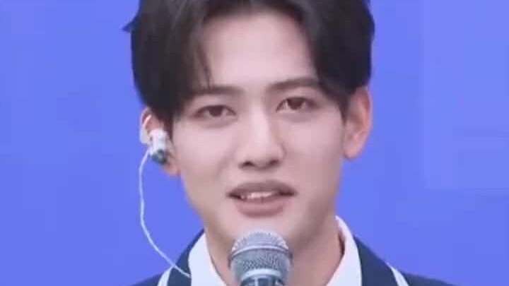 It’s not that he’s afraid of speaking poor Mandarin—what really scares him is the vice principal’s s