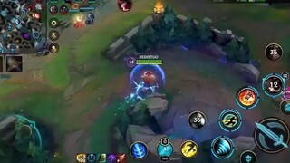 DIVINE SUNDERER LEE SIN JUNGLE IS OP-! INSANE KICK