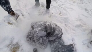 带你见识一下东北的打雪仗