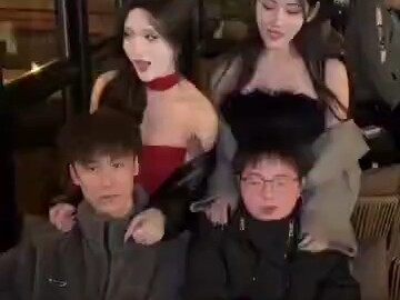 What? The Male Gun has a new skin?