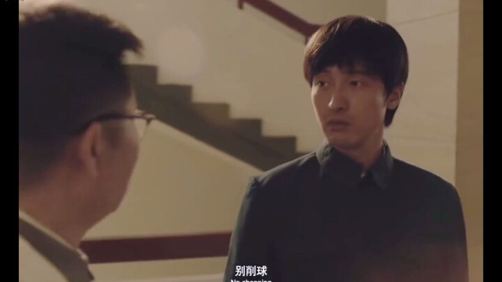 Having a special skill is so important! A young man wins over a professor with his table tennis skil