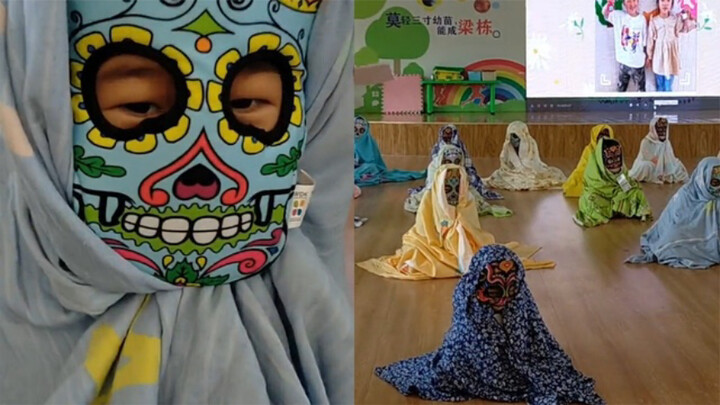 Em bé đáng yêu đeo mặt nạ chỉ để hở đôi mắt cho bố mẹ nhận ra; cảnh phụ huynh đi tìm con như mở hộp 