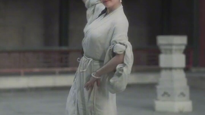 我眼里的世界，想分享给你百舞惊鸿古风舞蹈汉服舞蹈古风