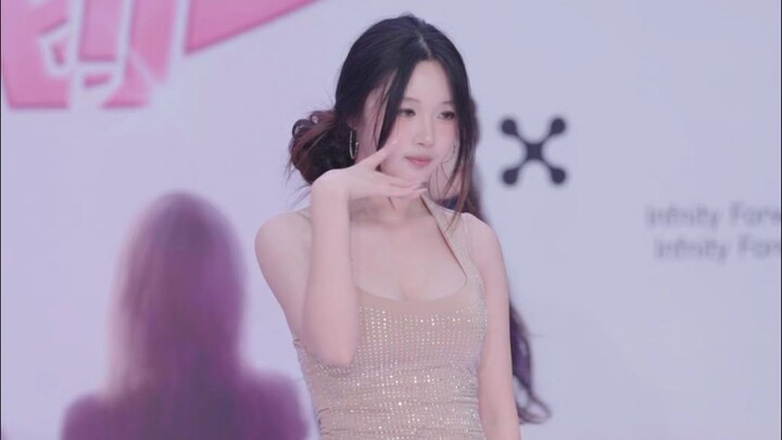 【】2026.01.10 Nhóm Roadshow 16 “So Cool” — “BZ Roadshow” tại Thành Đô · COSMO