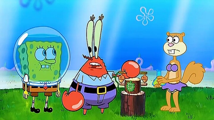 A brand-new shop just opened across from the Crab Burger place!