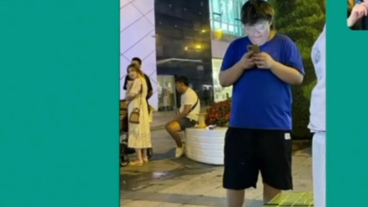 Ibu: Netizen, apakah pacar baru anak saya itu perempuan?