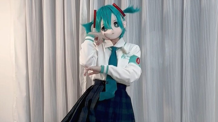 初音未来跳宅舞：45秒能做什么呢？