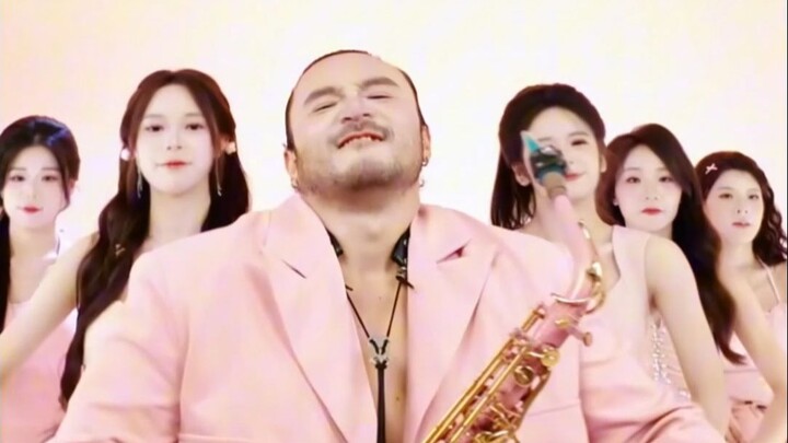 Daring to join the group livestream? I've got to be the best of the whole show!