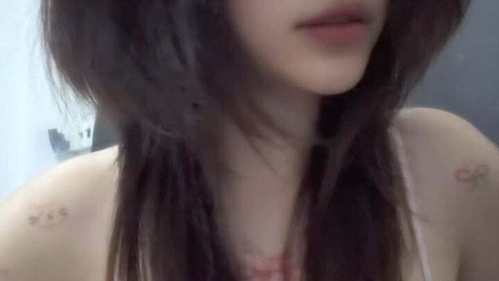 Biar kecil tapi bisa buat joni 🍌 abang 💦💦🥵
