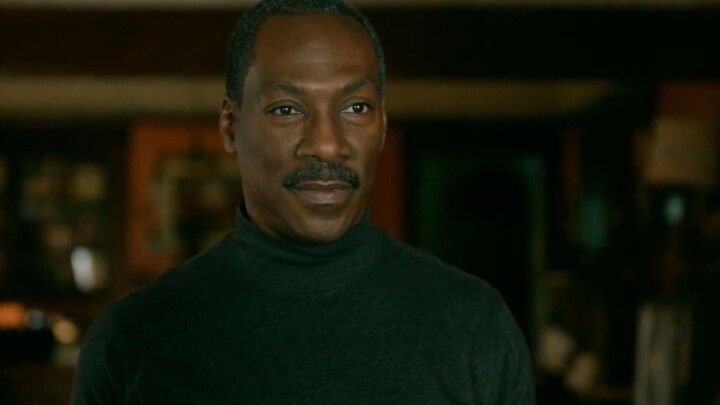 A movie that deserves full marks after just one viewing—I couldn’t help but stand up and applaud for