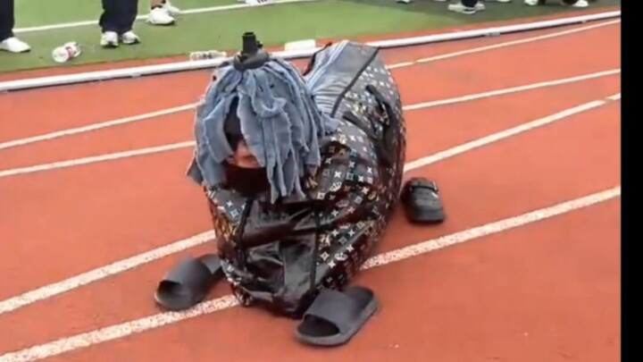 Their mental fortitude is on par with outdoor public exposure!