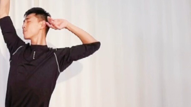 Tại sao con trai có thể nhảy một cách quyến rũ mà không mất đi vẻ nam tính?