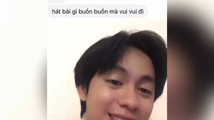 Em khum là nàng thơ