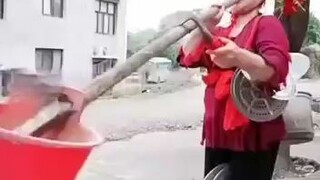 Ada yang bisa?