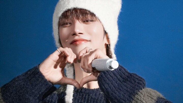 【Hong Jisoo】Cả nhà ai hiểu không, khó khăn lắm mới chấp nhận được kiểu tiếng Anh pha Hàn, thế mà suý