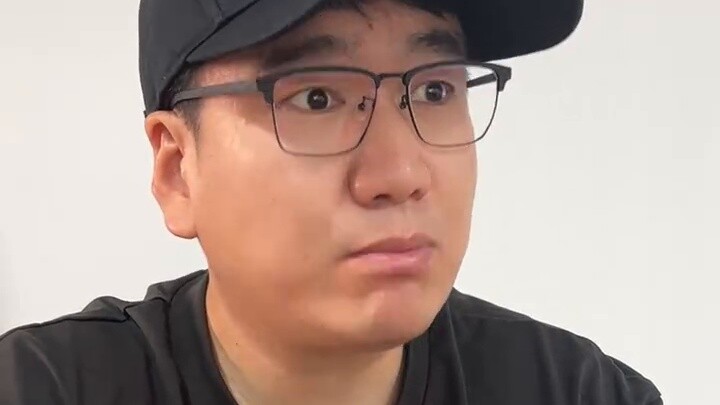 What are the differences between Chinese and Japanese animation production?