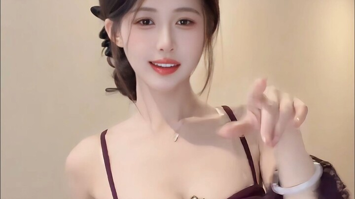 น้องสาวของฉันกำลังซ่อนตัวตนที่แท้จริงของเธอไว้