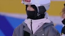 [Yu Shuxin×Lin Yi] Yu ShuxinYu Shuxin: Hahahaha, this is my strong point, they can’t beat me, I’m go