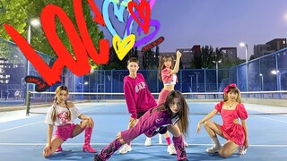 【ITZY】LOCO在校园网球场夜晚速扒被围观的作品有多绝