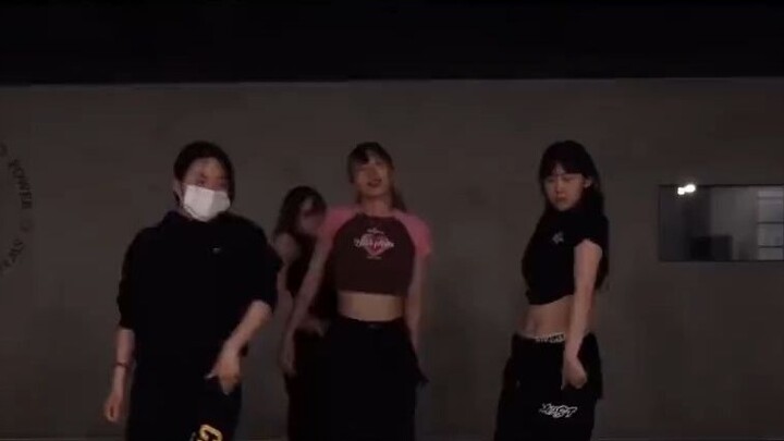 versi koreografer badalee "Illusion Strange Fire" aespa!