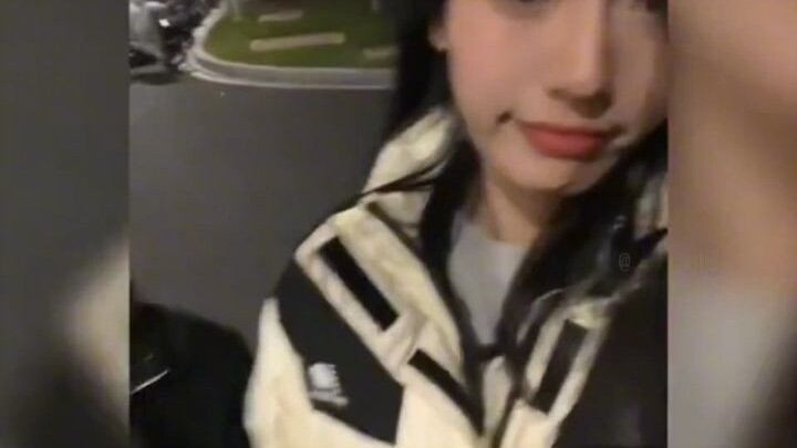 Height really has absolutely nothing to do with age—look at these adorable chibi college students!