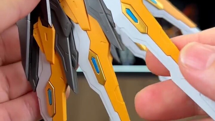 199 yuan, would you choose it? Modong nuclear mecha assembly model Bai Qi