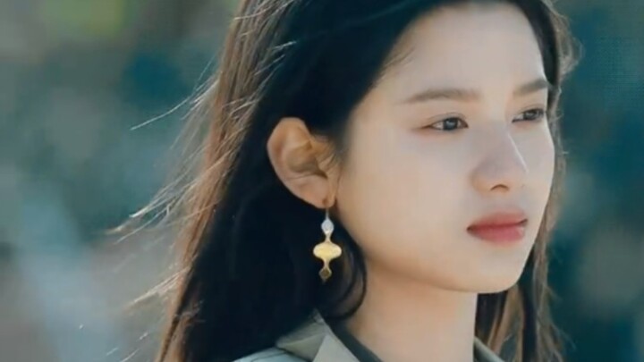 It’s hard not to suspect that the stylist is showing off her treasured earrings | Earrings are the f