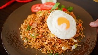 WAJIB! BIKIN OLAHAN INDOMIE GORENG ALA HAN COOKING | SIMPLE BUAT ANAK KOST