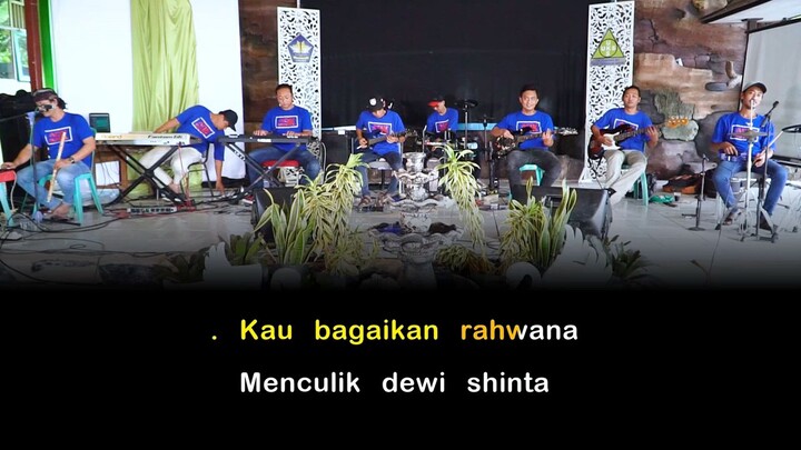 PELAMINAN KELABU KARAOKE