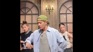 Có vẻ như ai cũng đã trúng độc của bài hát này!｜Kim Dong-hyuk ｜DANCER YG