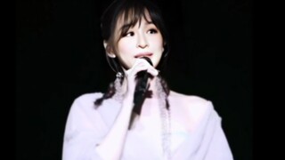 หวังซินหลิงแสดงสแตนด์อัพคอมเมดี้เดี่ยวเรื่อง "เปลี่ยนเสื้อผ้า"