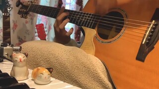 Cover Guitar Fingerstyle Tokyo Food Shiki [Unravel]: Liu Jiazhuo tidak banyak bicara dan hanya mengu