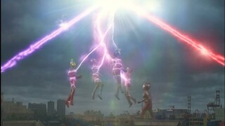 Ultra Brothers terperangkap jebakan Alien Monster, Ultraman Mebius kehabisan tenaga