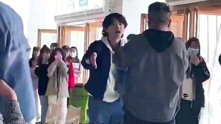 Xi'an Foreign Studies University #Semi-enclosed dormitory management: students aren't allowed to #re