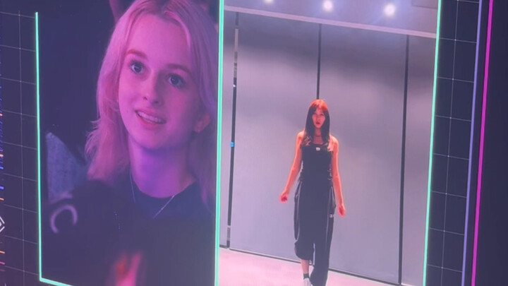 رقصة عشوائية في حفل aespa | جميلة جدًا!