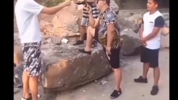 Ten years fly by in the blink of an eye—celestial figures from the same tribe shine brightly.