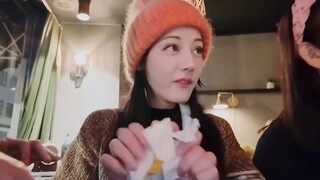 [Hua Li Hu Shao] Bahkan jika kamu menahan pandanganmu, kamu tidak bisa menipu orang.